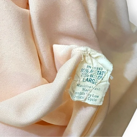 VTG Peachy Pink Retro Floral Embroidery Button Neck Bell Sleeve Nightgown | S - Picture 7 of 8